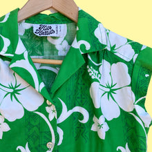 Load image into Gallery viewer, 1970&#39;s Hilo Hatties Hawaiian shirt green with white hibiscus
