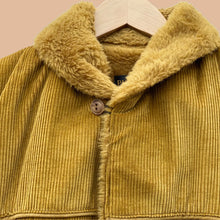 Load image into Gallery viewer, 1970&#39;s Pacific Trail brown corduroy coat
