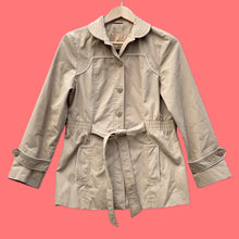 Load image into Gallery viewer, Khaki button down jacket
