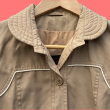 Load image into Gallery viewer, Khaki button down jacket
