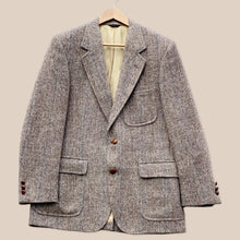 Load image into Gallery viewer, Brown Harris Tweed jacket
