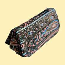 Load image into Gallery viewer, 1960’s Boho Accordion Clutch
