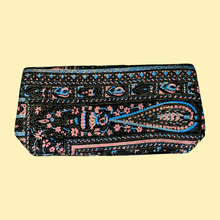 Load image into Gallery viewer, 1960’s Boho Accordion Clutch
